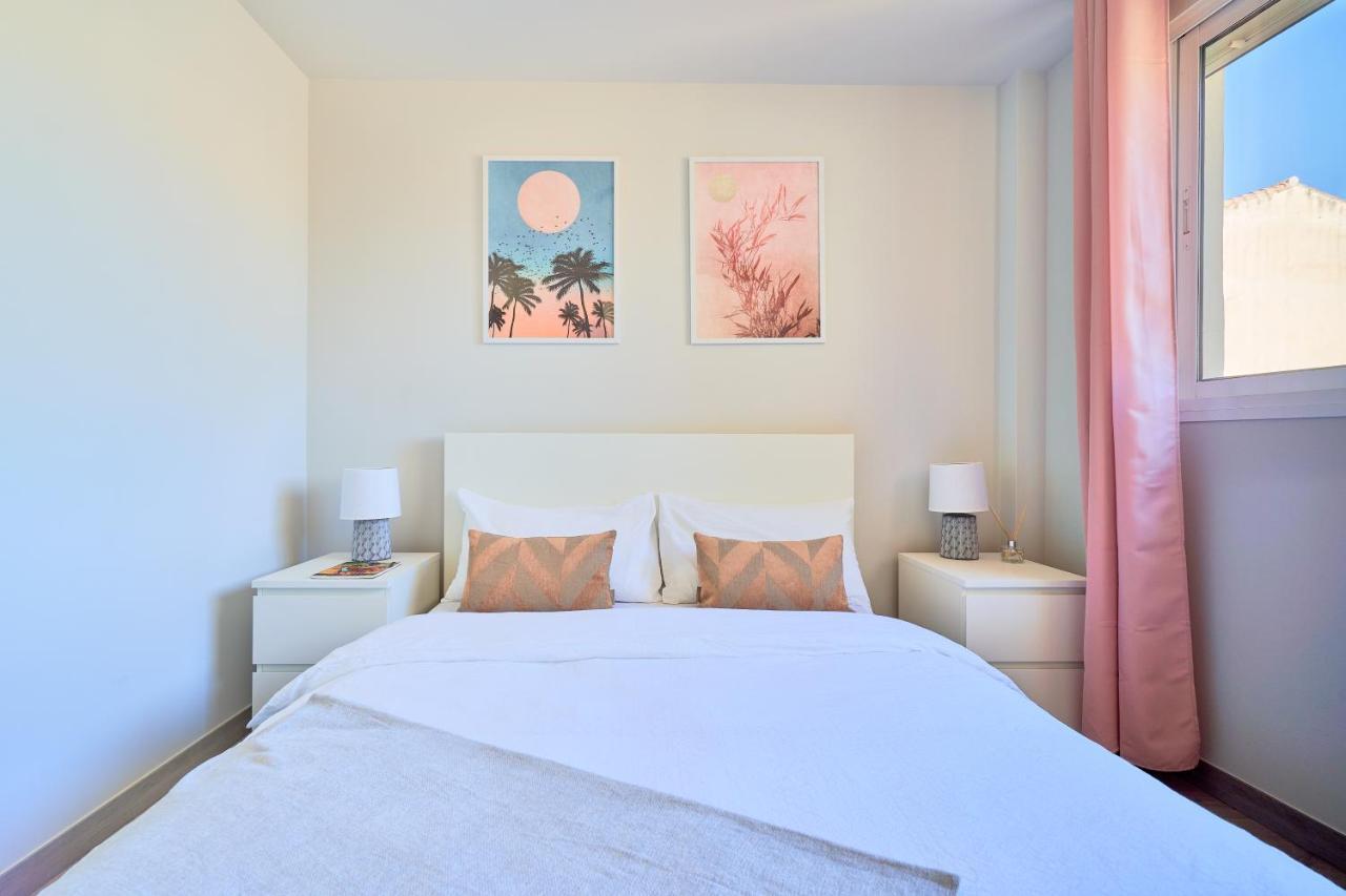 Appartamento Charming And Bright Flat In The Heart Of Málaga Esterno foto